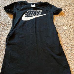 Little girls, dress size small, 6/7